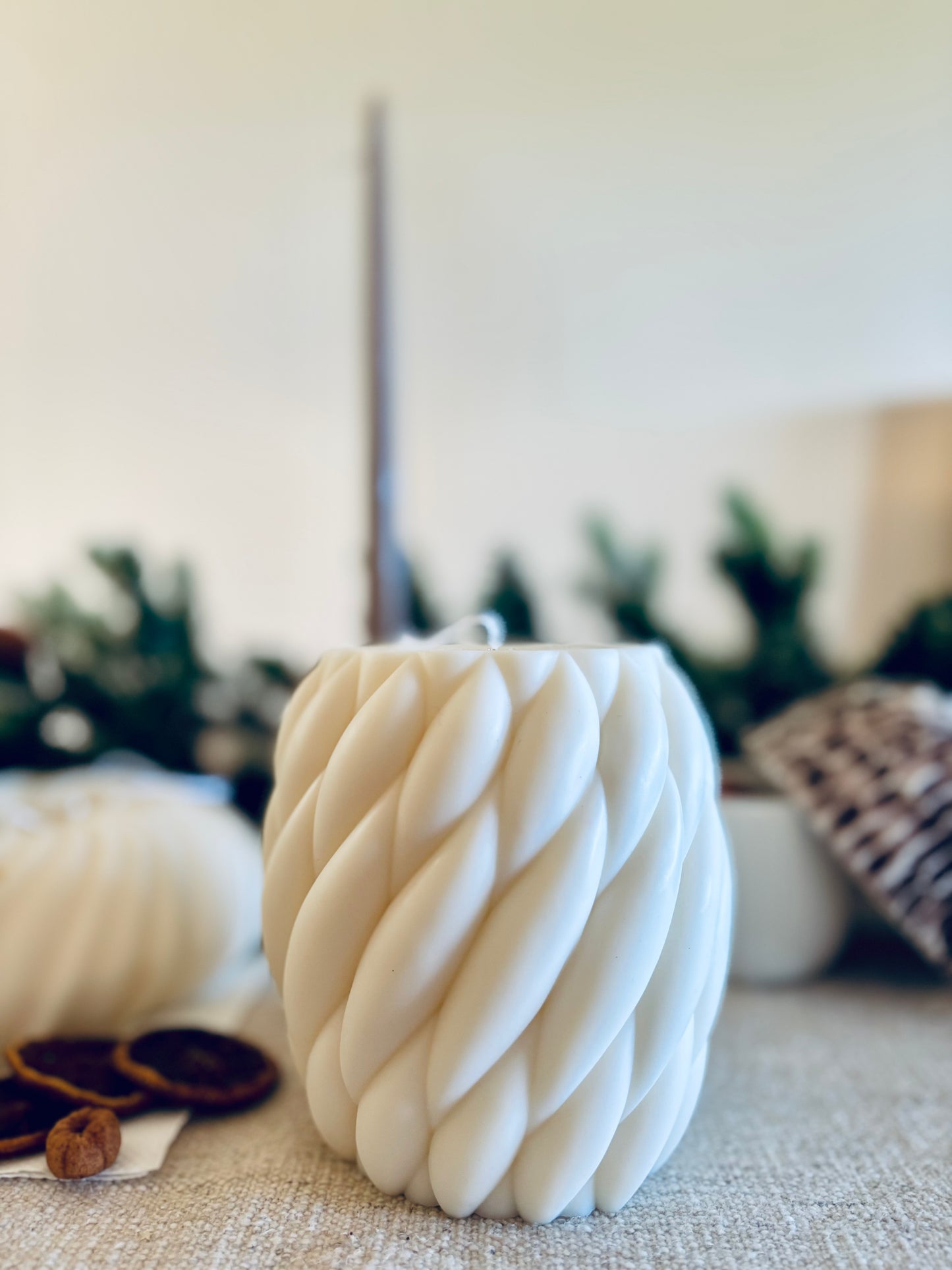 🧶 Knitted Candle 🕯️ (840g)