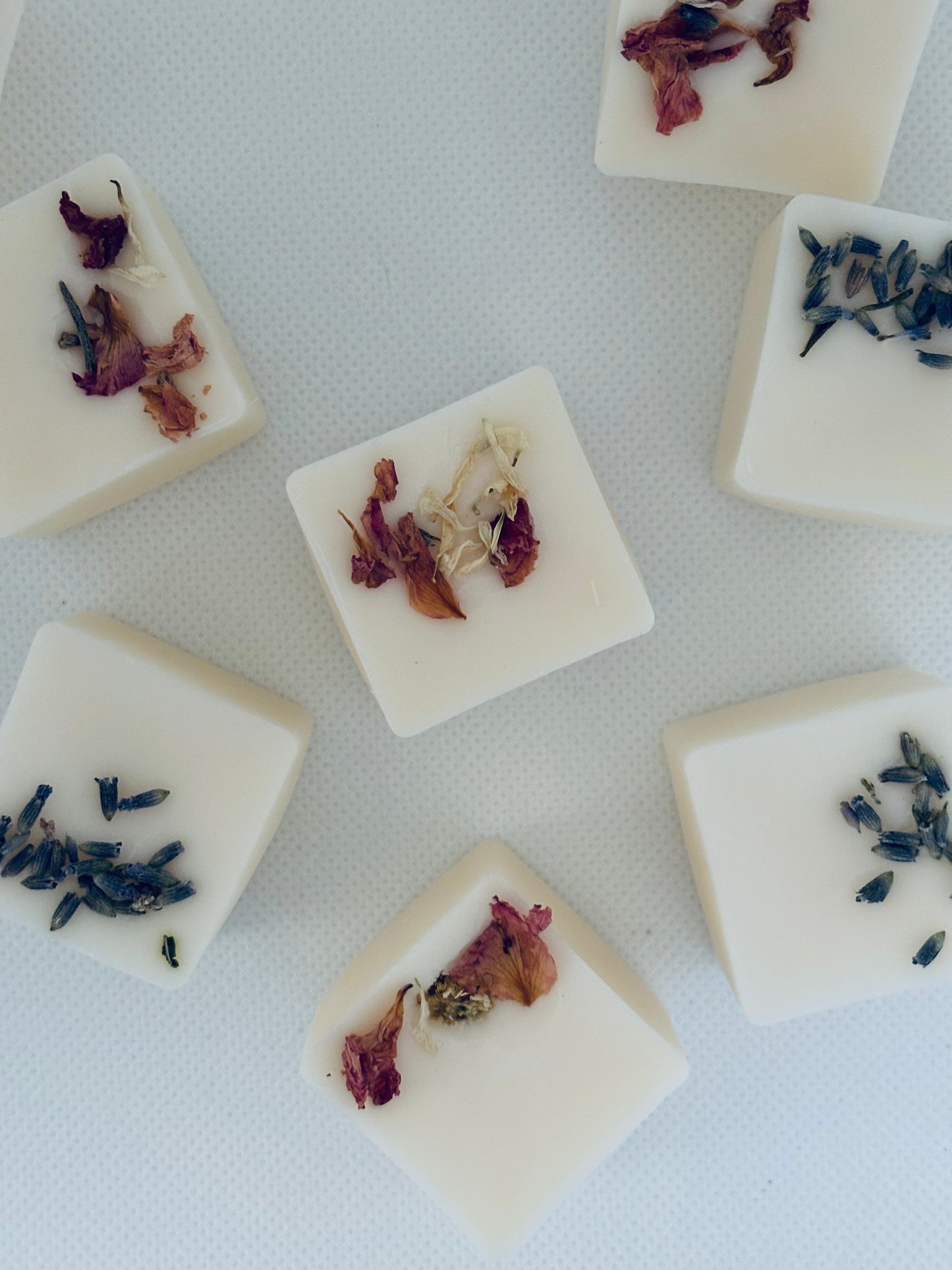 Blooming Cube Wax Melt🌸 (Pack of 4, 136g)